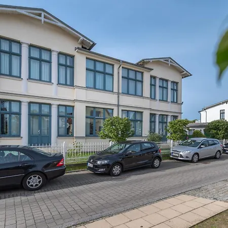 Krause, App Dunkelblau 公寓